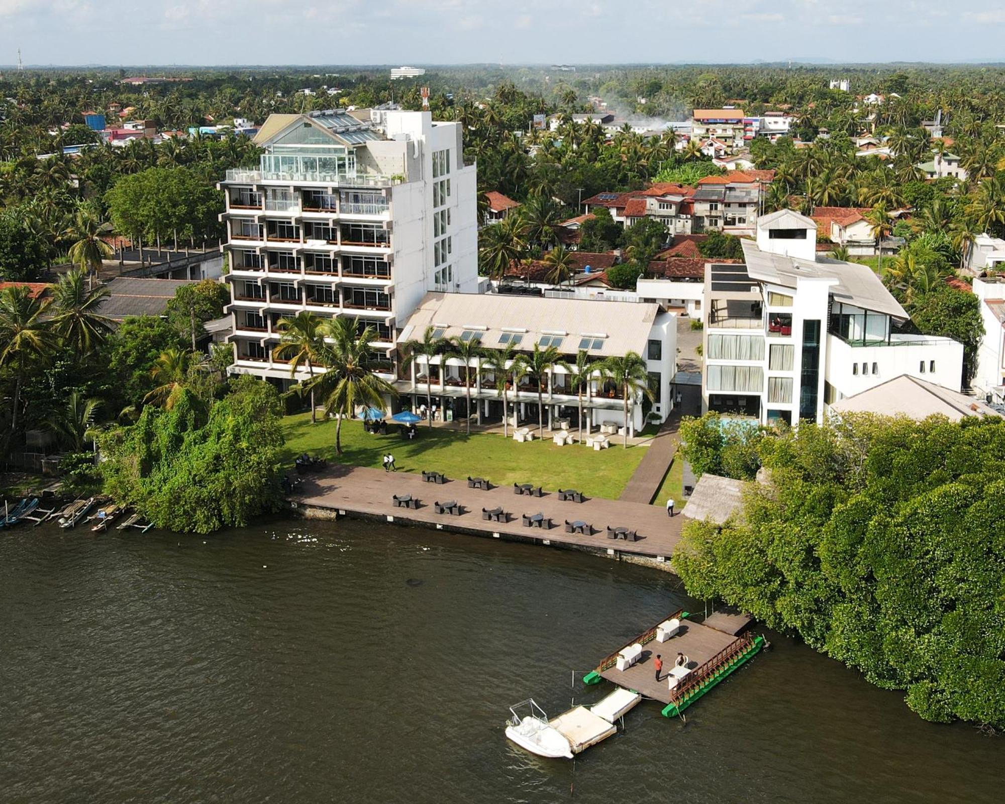 Amagi Aria Airport Transit Hotel Negombo Zewnętrze zdjęcie